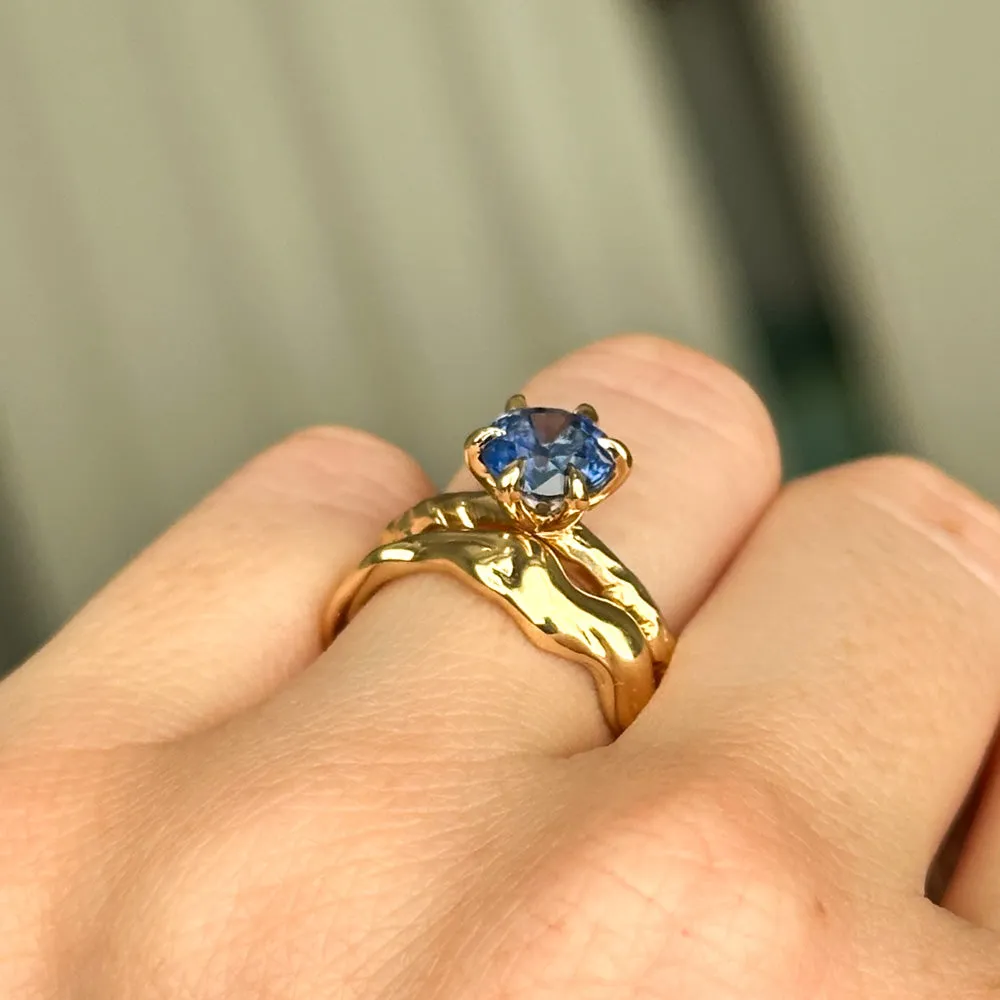 1.68ct Vibrant Blue Round Sapphire Six Prong Evergreen Solitaire in 14k Yellow Gold