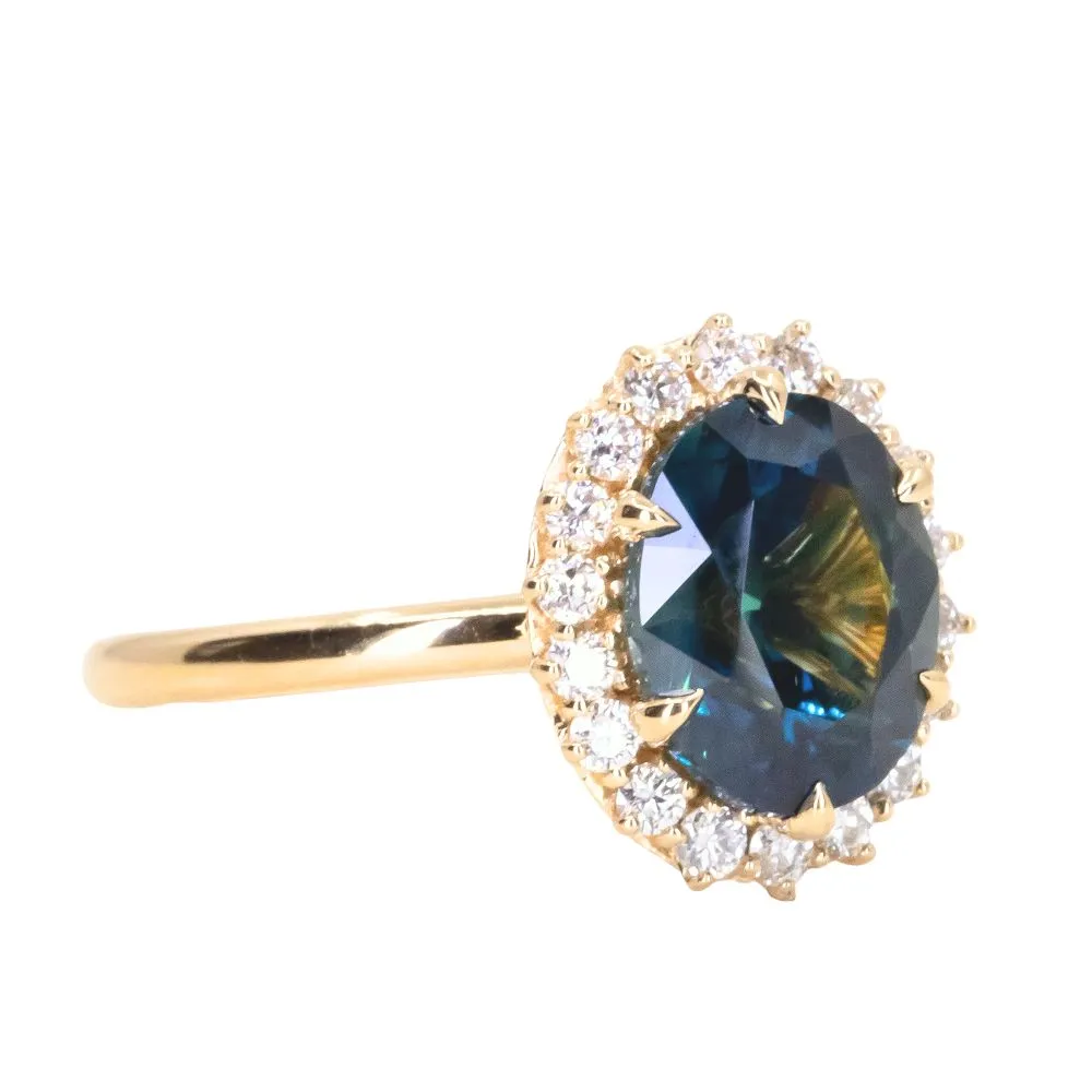 3.15ct Oval Blue Untreated Nigerian Sapphire Antique-Style Diamond Halo Ring in 18k Yellow Gold