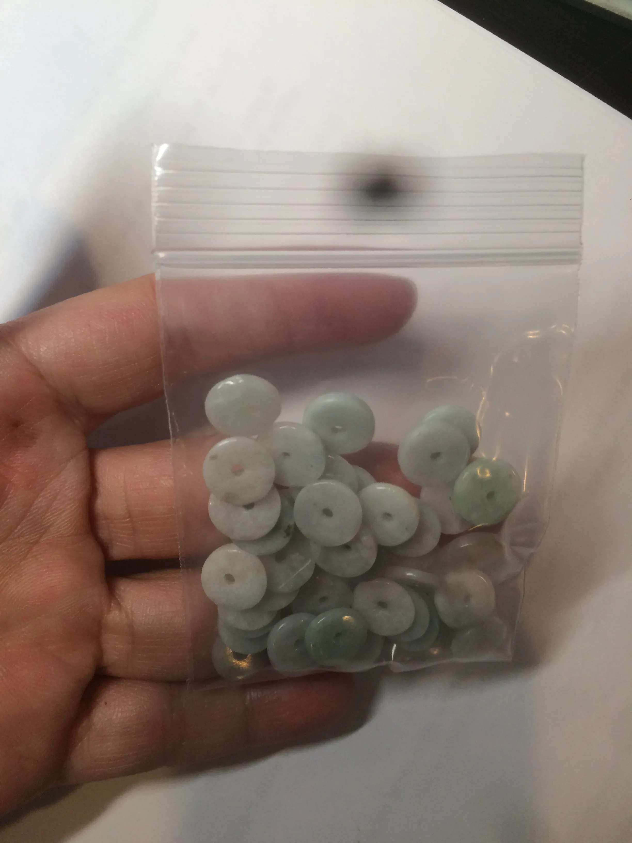 50 pieces of 100% Natural light green/white Jadeite Jade small safety button beads AS79 (supply)