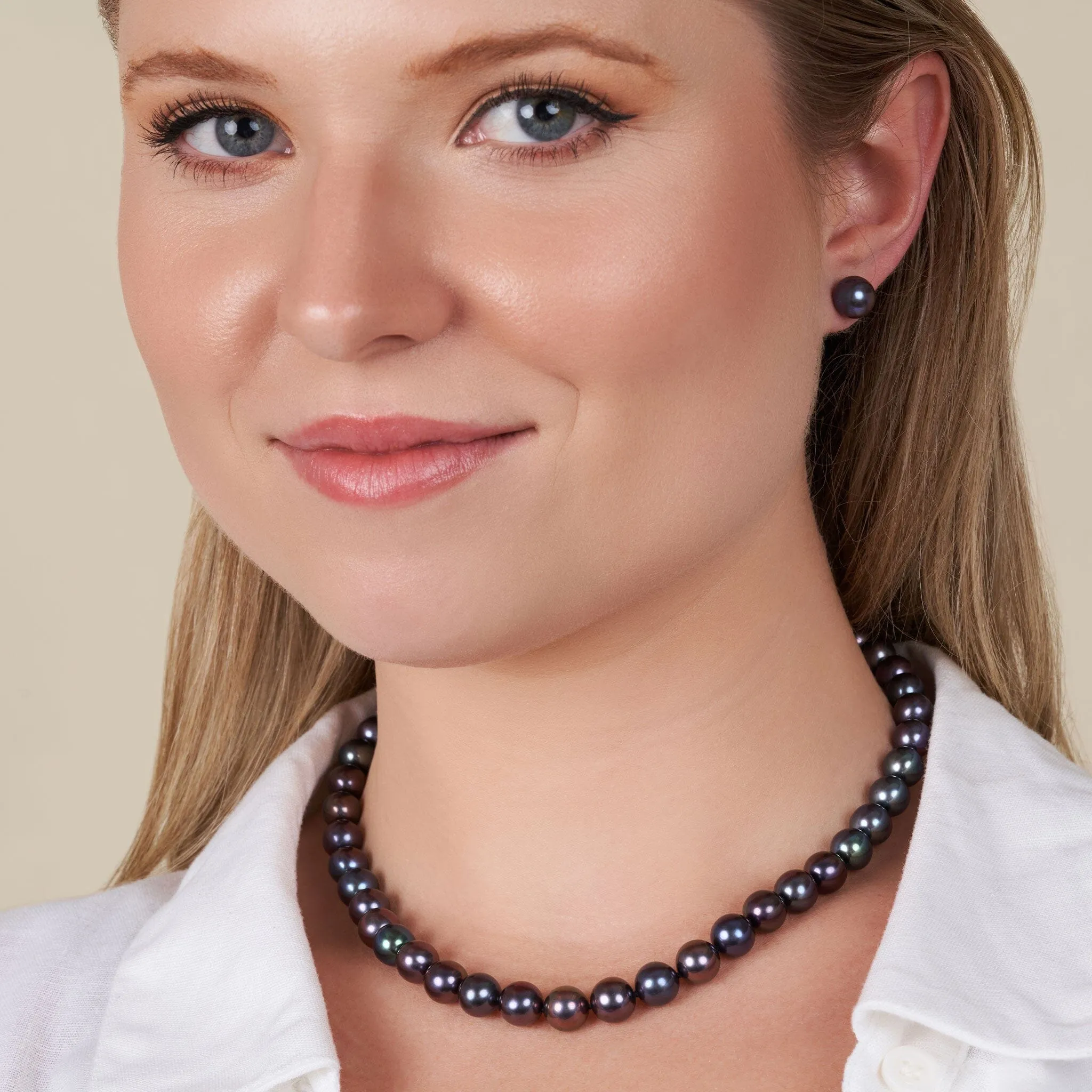 8.5-9.0 mm 16 Inch AAA Black Freshwater Pearl Necklace