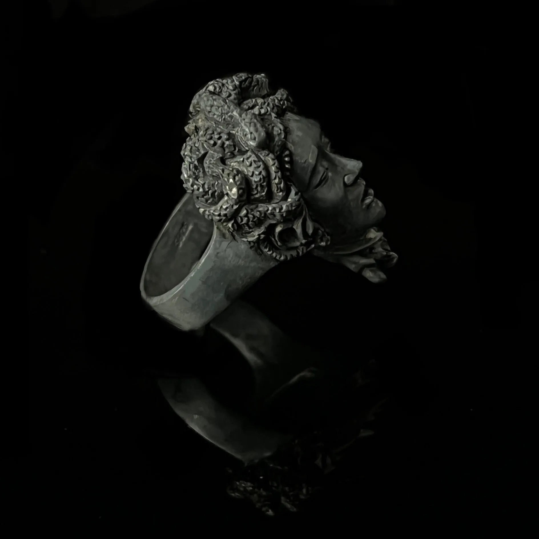 925 Medusa's Lament Ring