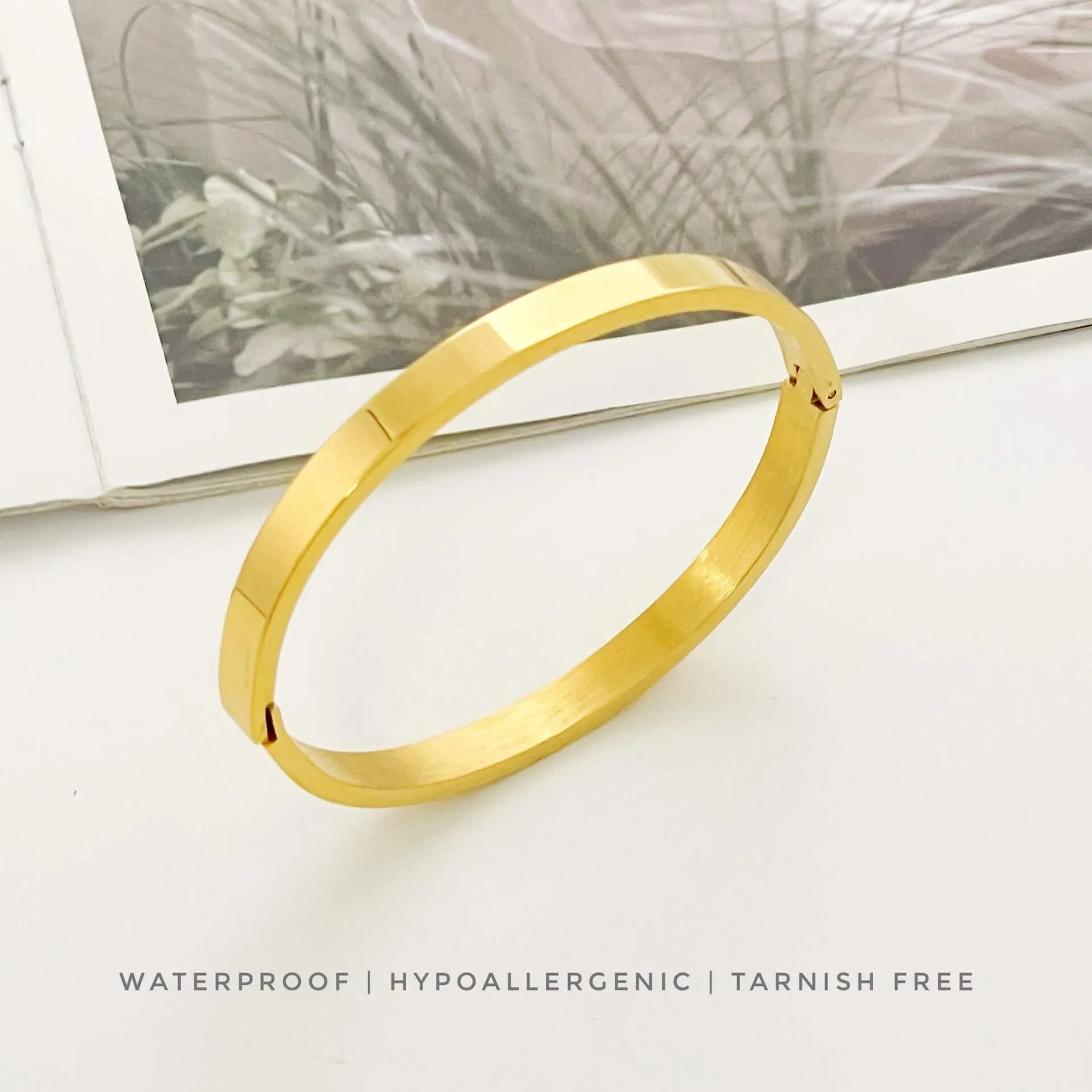 Classic Hinged Bangle