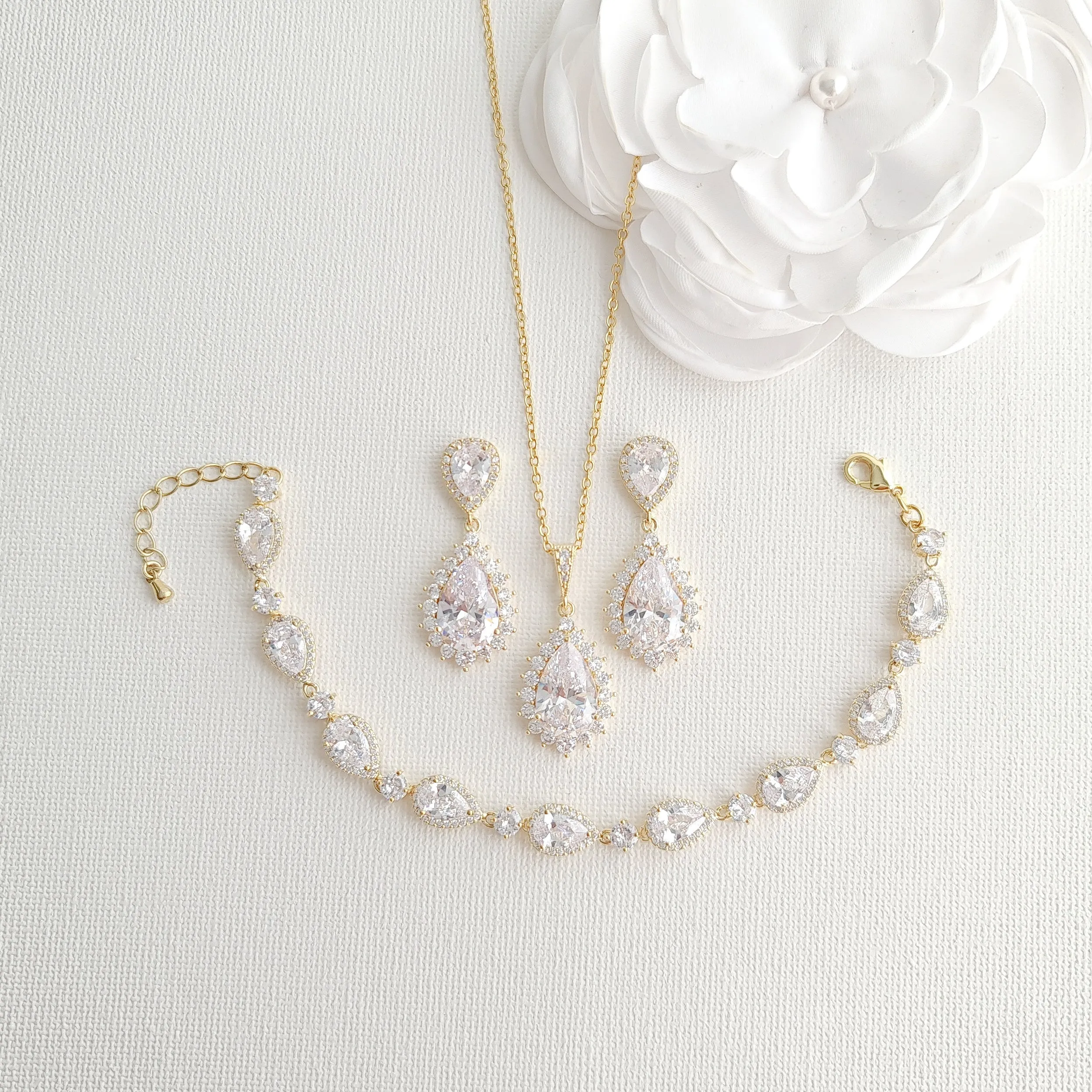 Gold Jewelry Set for Brides in Cubic Zirconia-Raya