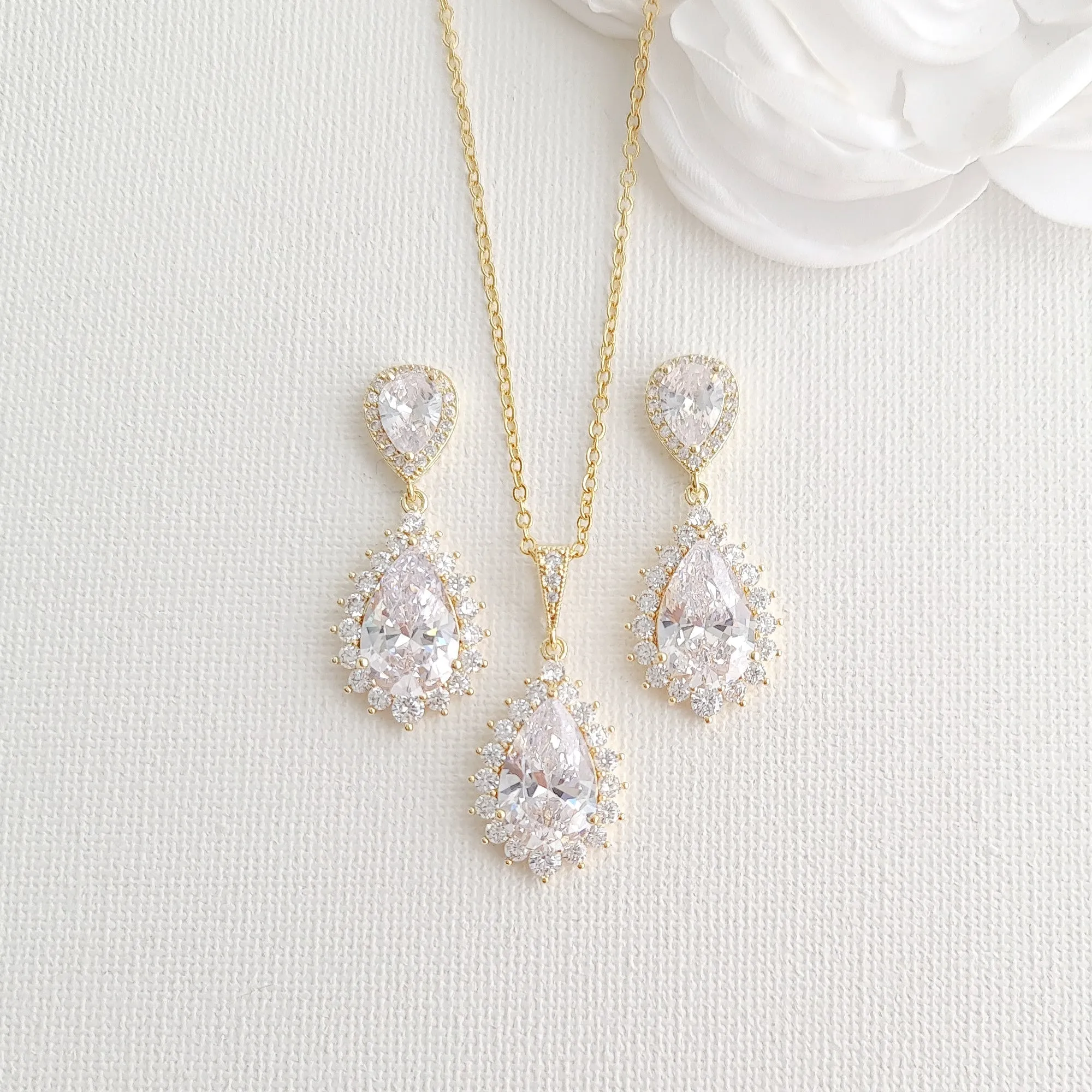 Gold Jewelry Set for Brides in Cubic Zirconia-Raya