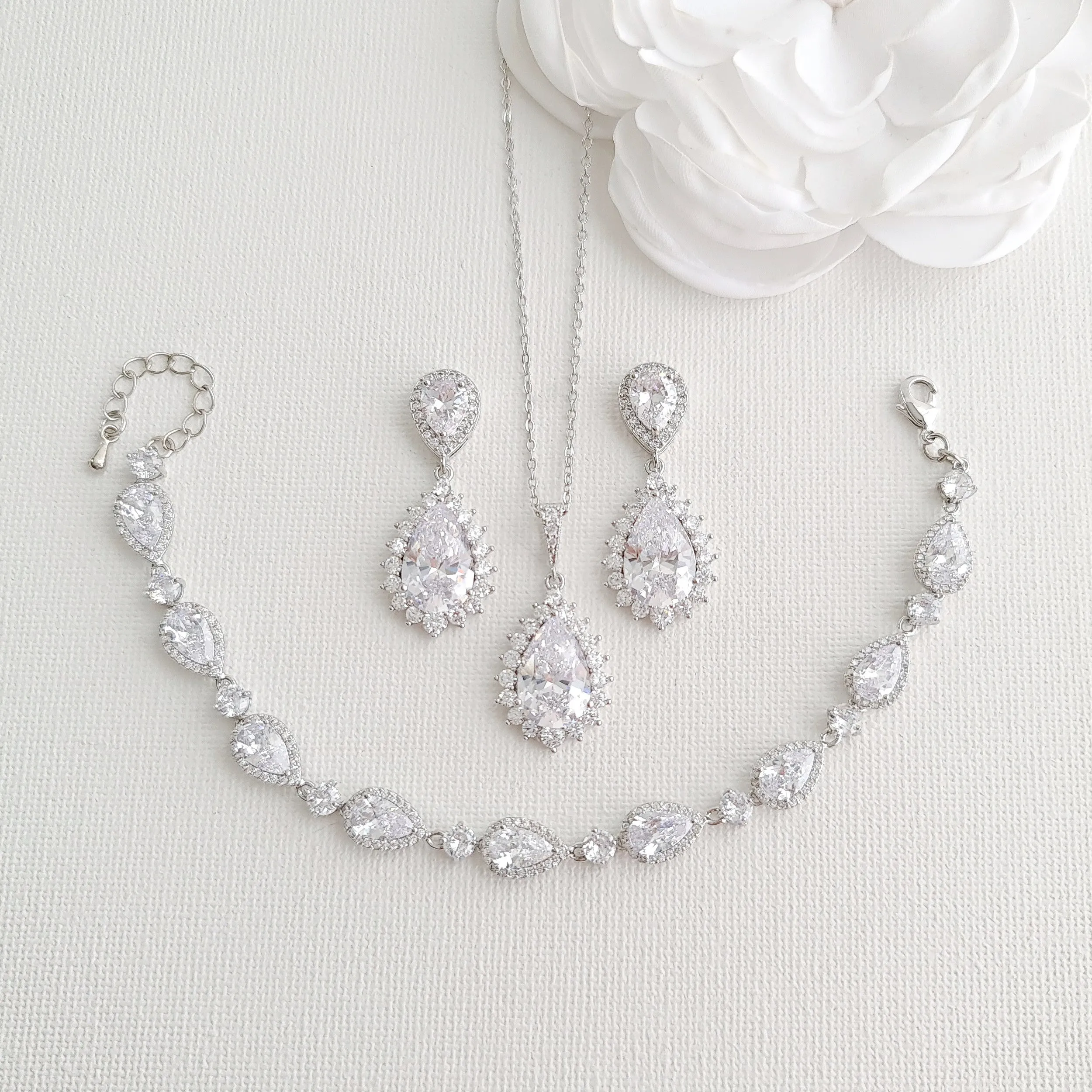 Gold Jewelry Set for Brides in Cubic Zirconia-Raya