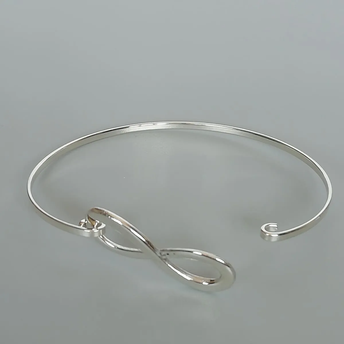 Infinity bangle | Sterling silver bangle | Cuff bracelet | Silver infinity | B14