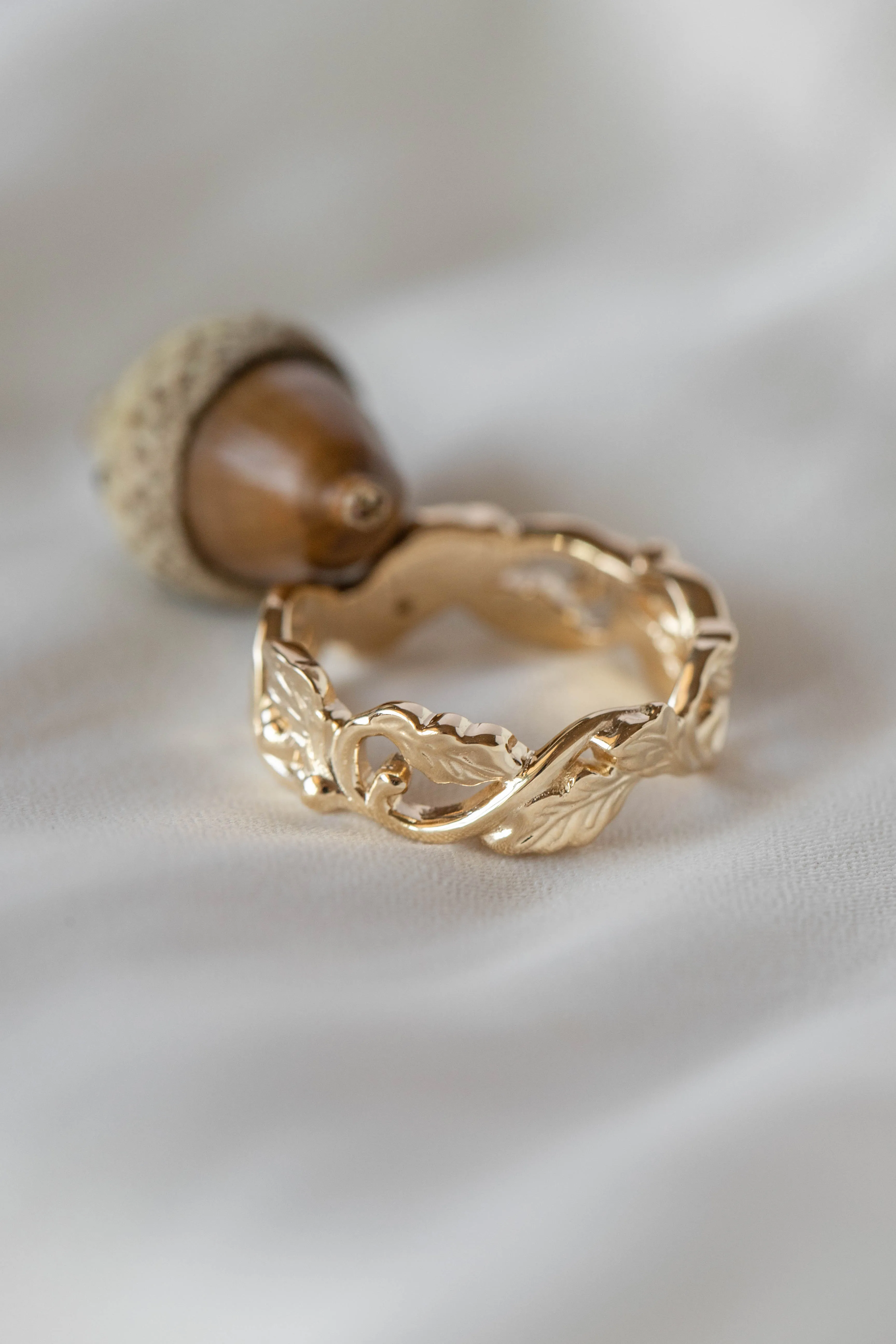 READY TO SHIP: Oak leaves and acorns wedding ring in 14K yellow gold, AVAILABLE RING SIZES - 5.5, 8.5 US