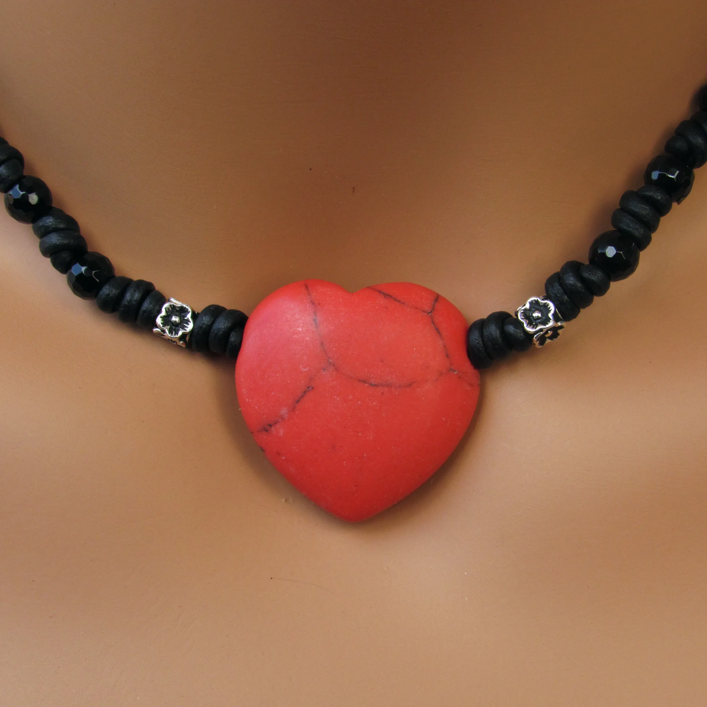 Red Gemstone Heart Choker Leather Necklace