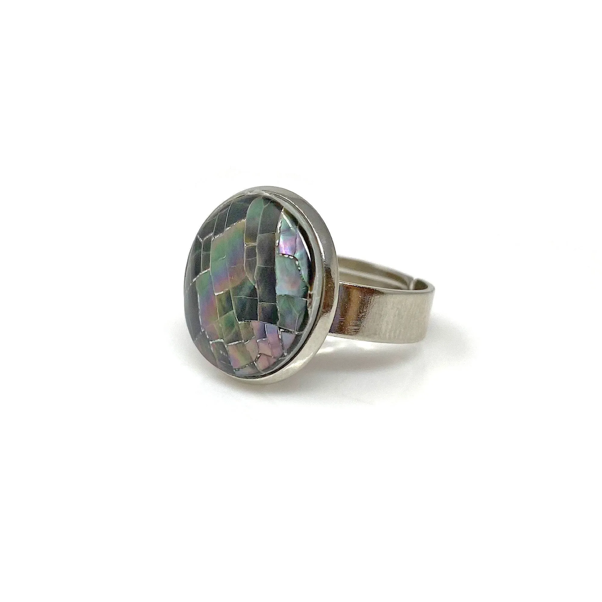 SHIRELLE black mother of pearl ring