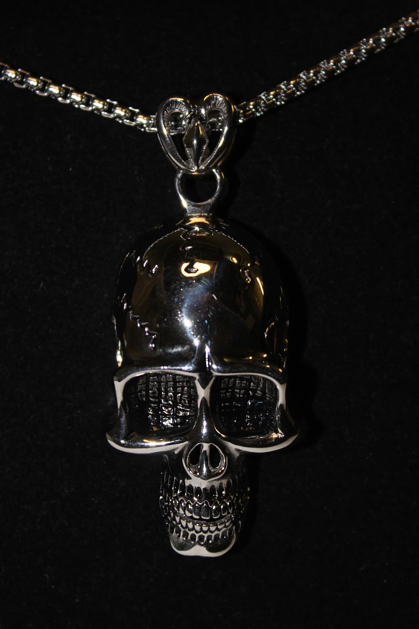 Stainless Steel Large Skull Pendant with Bail - UDINC0467