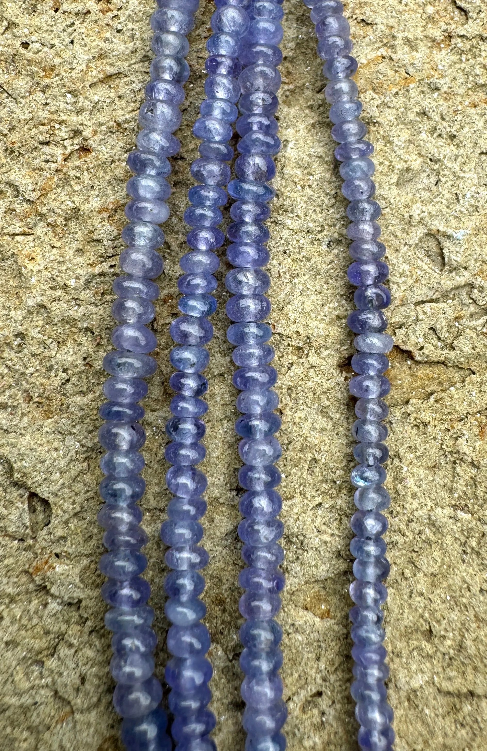 Tanzanite 3mm Smooth Rondelle Beads, 16 inch Strand