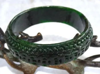 Vintage Pre-Owned Lucky Coins Carved Nephrite Jade Bangle Bracelet 56mm (TI-1287)