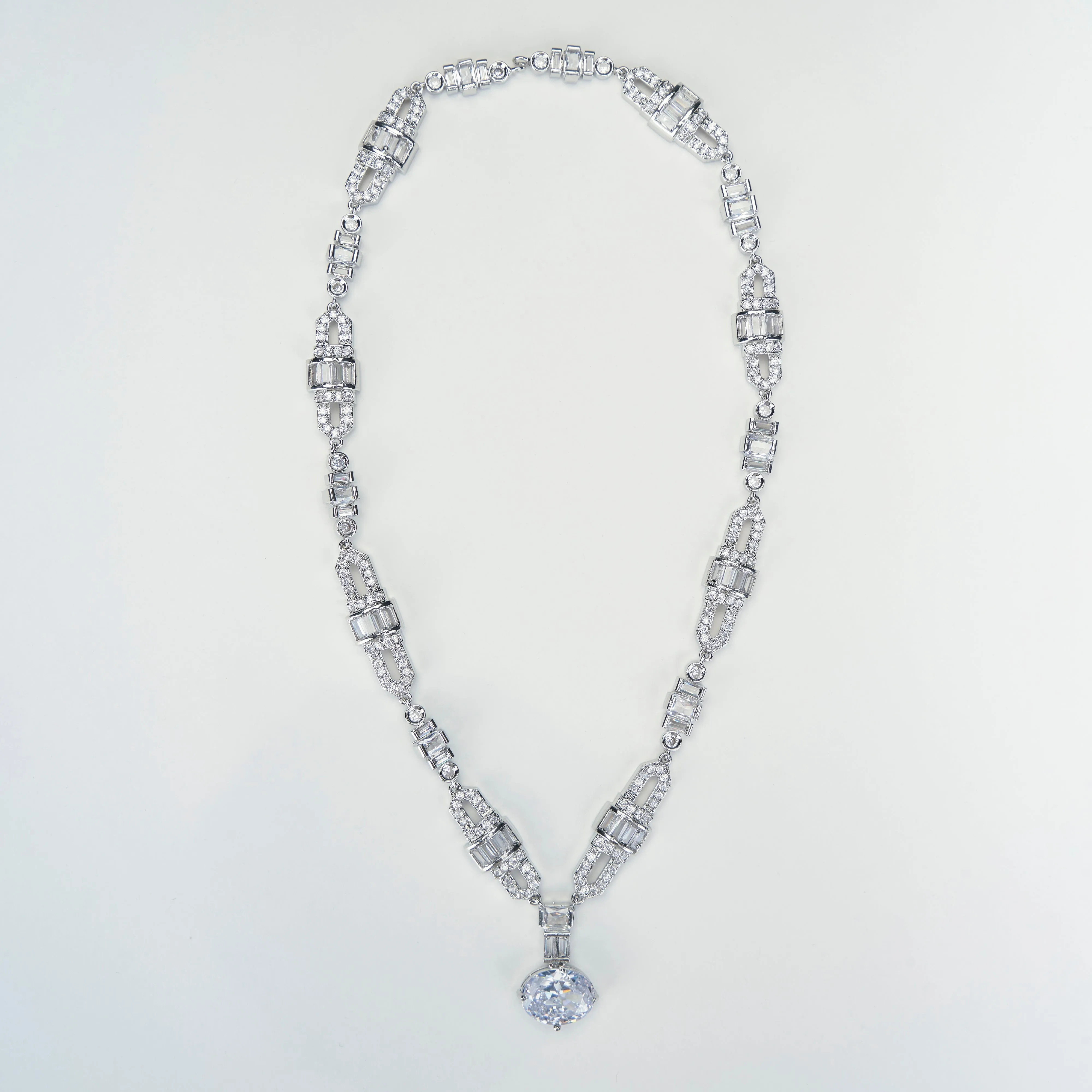 White Rhodium Elegance Necklace